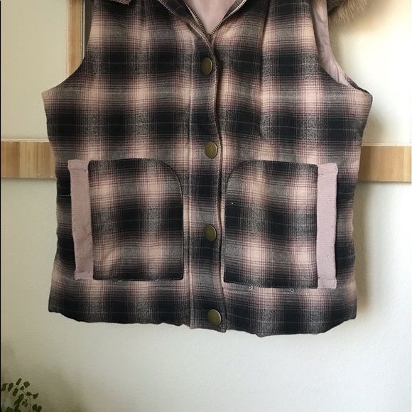 Plaid Flannel Vest - Picture 6 of 10